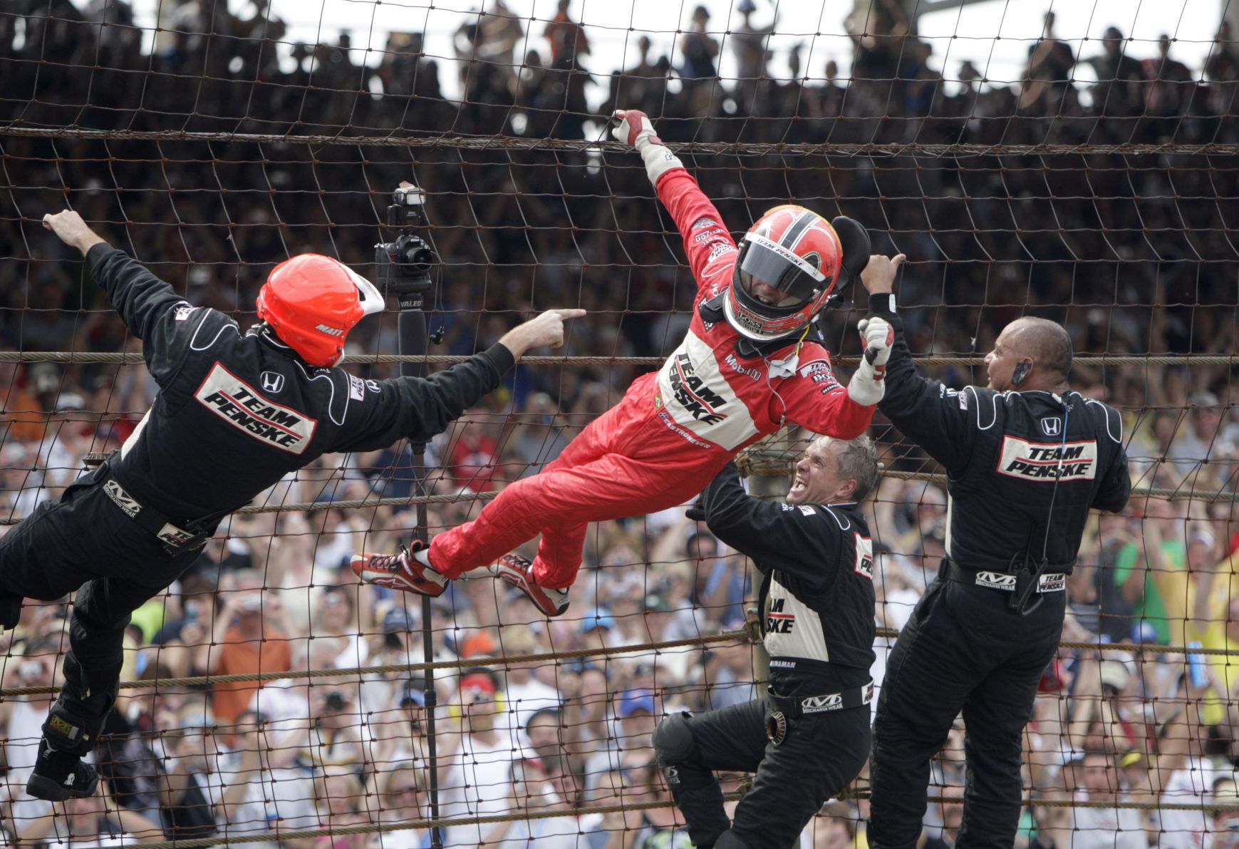 2009: Helio Castroneves wins his 3rd Indianapolis 500